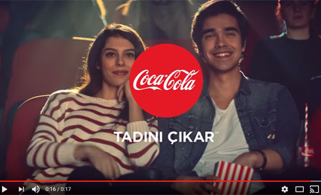 Coca Cola Reklam Filminde Oyuncumuz Nur Cansu Solak Yer Ald - IMC AJANS