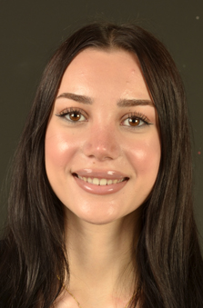 15 - 19 Ya Bayan Oyuncu - Larissa Berberyan