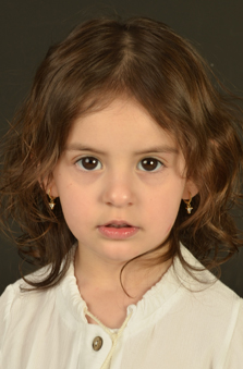 2 Ya Kz ocuk Cast - Nursel Arven Karaca