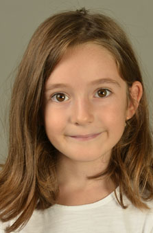5 Ya Kz ocuk Manken - Elif Turan