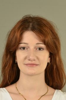 15 - 19 Ya Bayan Cast - Esma Zeybek
