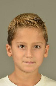 7 Ya Erkek ocuk Oyuncu - Demir Mutlu