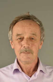 Erkek Cast - Niyazi Mente�e