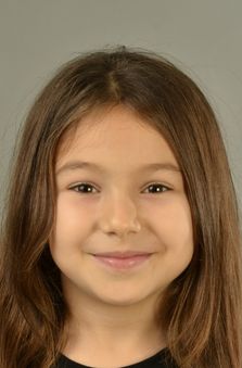 Bayan Oyuncu - Asya Yakar