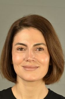 31 - 40 Ya� Bayan Cast - Yelda Batman