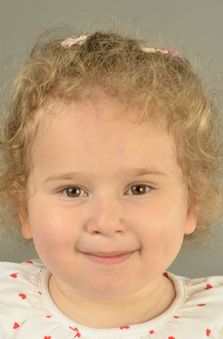 3 Ya� K�z �ocuk Oyuncu - �pek Selin T�t�nc�