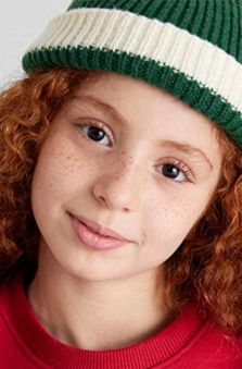 Bayan Oyuncu - Yonca Ko�han