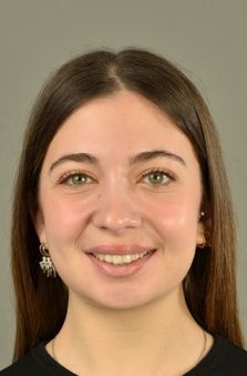 20 - 25 Ya� Bayan Oyuncu - Ya�mur Naz Aksu