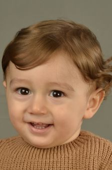 1 Ya� Erkek �ocuk Oyuncu - Aren Aykan