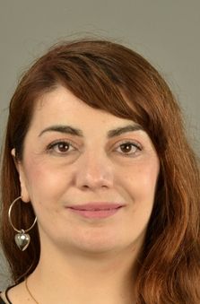 41 - 49 Ya� Bayan Oyuncu - G�k�en Parlatan