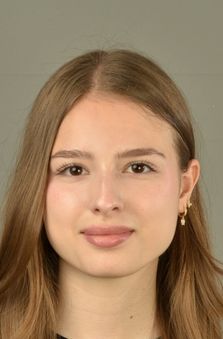 15 - 19 Ya� Bayan Oyuncu - Yaprak Sude Kurtay