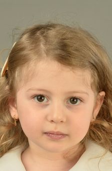 2 Ya� K�z �ocuk Oyuncu - Aymira Duru Ta�k�n