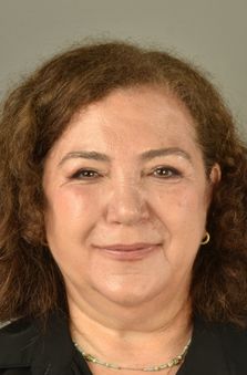 50+ Ya� Bayan Oyuncu - Deniz �zdemir