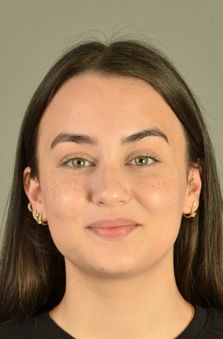 20 - 25 Ya� Bayan Fotomodel - Selen Demir