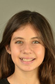 10 Ya� K�z �ocuk Manken - Derin Deveci