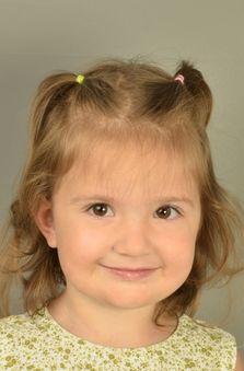 2 Ya� K�z �ocuk Cast - Defne Deniz A�yar