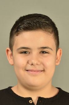 Erkek Oyuncu - �mer Aras Na�ar