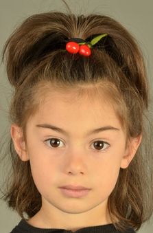 5 Ya� K�z �ocuk Oyuncu - Mira Meliha �ahin