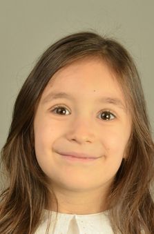 5 Ya� K�z �ocuk Cast - Beren Hofo�lu