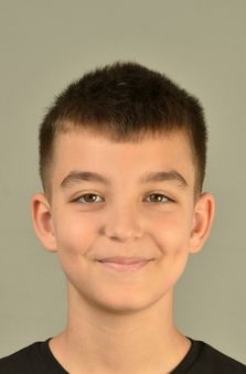 Erkek Oyuncu - Poyraz Sevin�